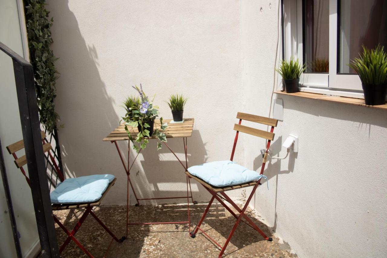 Malaguena Salerosa "Apartamento - Estudio Con Terraza" En Casa Tipica De 1 A 4 Dormitorios Màlaga Exteriér fotografie